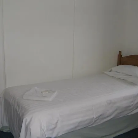 Motel Stobart Truckstops Ltd 2*